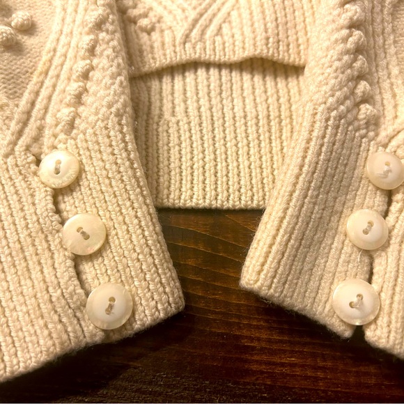 Jonathan Simkhai Ivory V-neck sweater Size smalll 100% wool - Picture 3 of 3